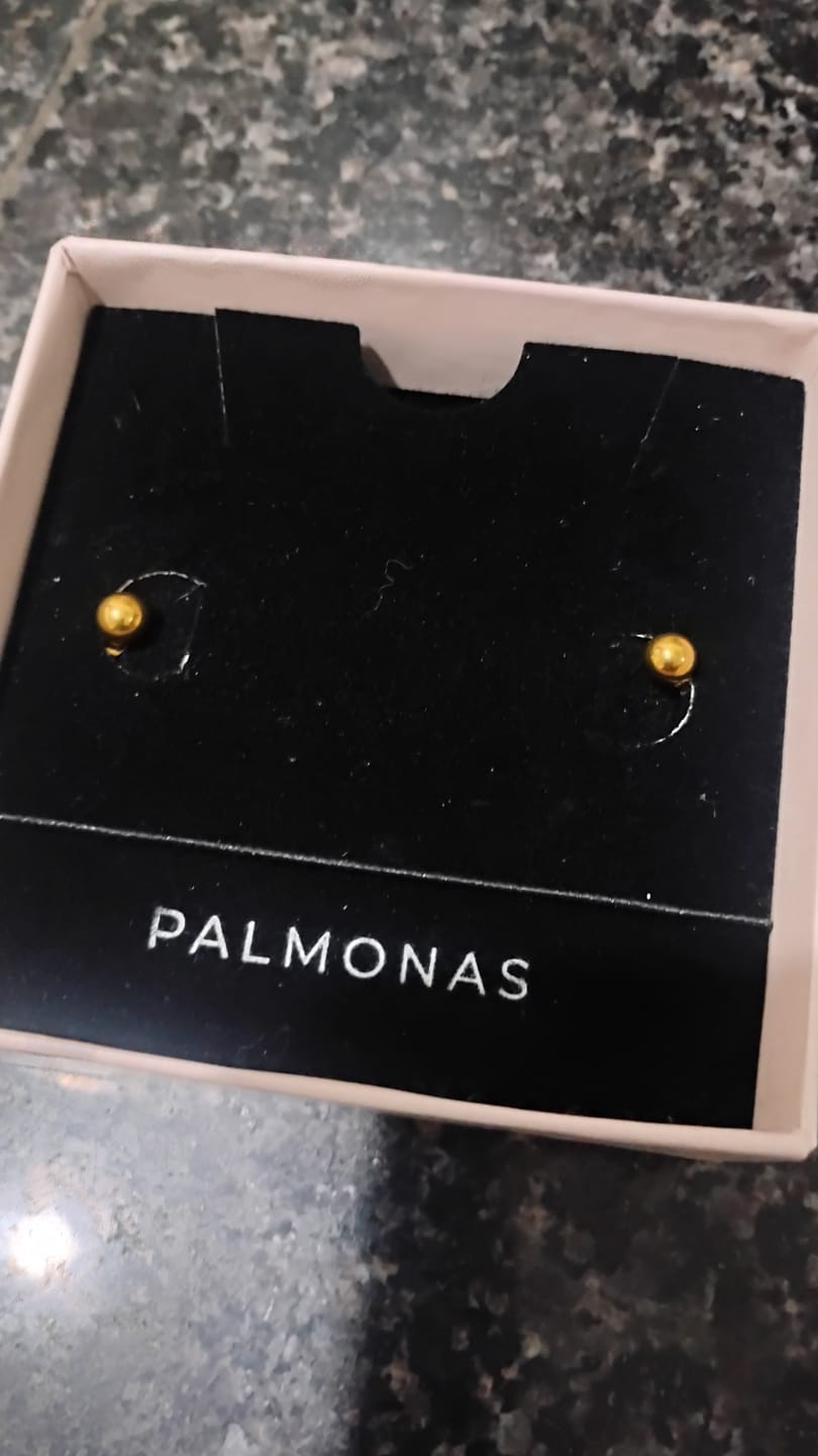 Customer photo review of Plain Ball Stud Earrings