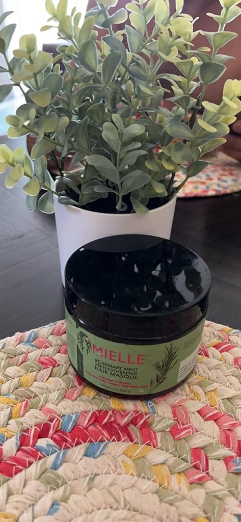 Customer photo review of Mielle, Strengthening Hair Masque, Rosemary Mint, 12 oz (340 g)