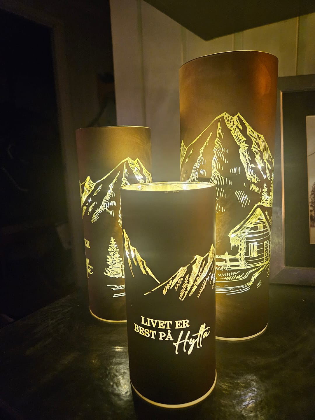 Customer photo review of Lyslykt LED Livet på hytta brun 8 x 20 cm