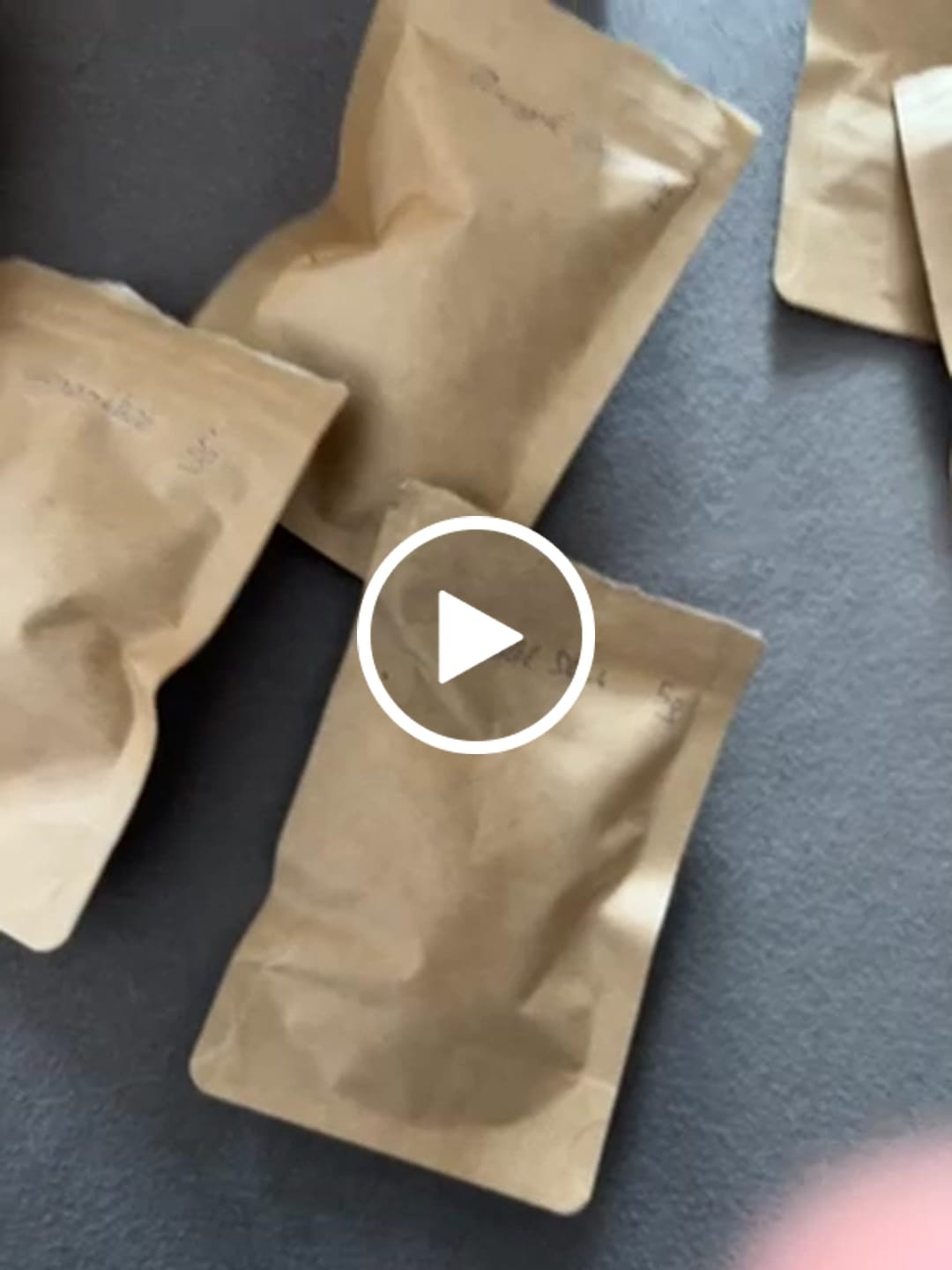 Customer video review of 9H-HHC Blüten Signature Bundle – 5 Sorten, 25g | Best of 9H-HHC