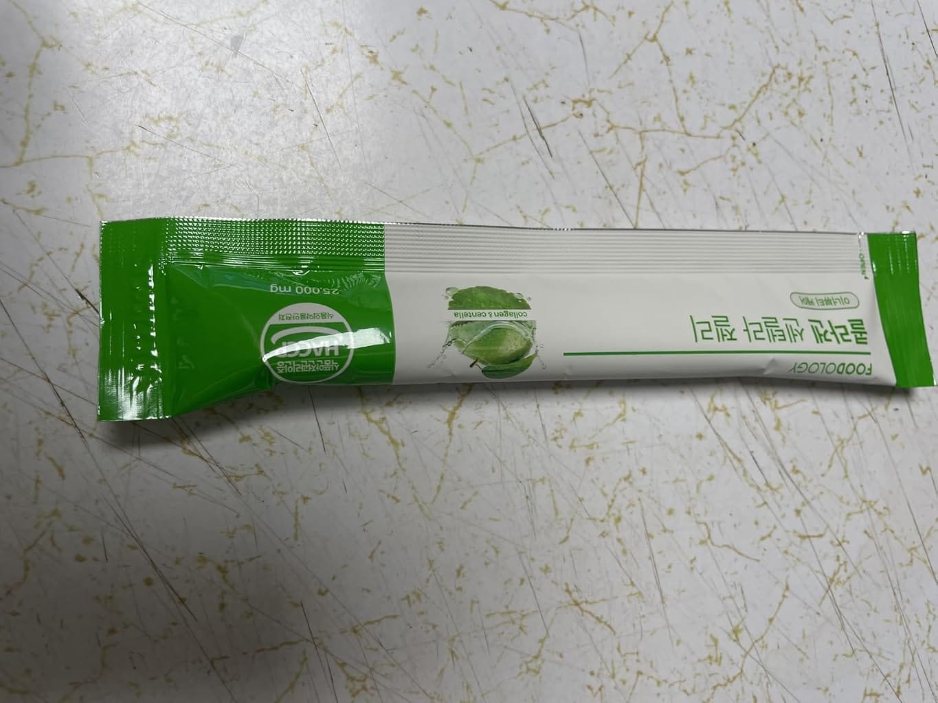 Customer photo review of FOODOLOGY Collagen Centella Jelly (Green Apple) – Collagen Peptide with PDRN – Biotin, Vitamin A & E for Skin Glow, Hair & Nails – 10 Sticks