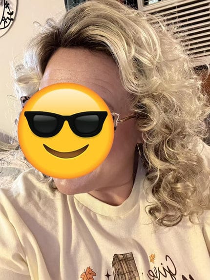Customer photo review of Wool Curl Hair Topper — Seamless Clip-In Piece for Instant Crown Volume & Thinning Roots