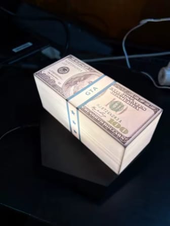 Customer photo review of Floating Maglev Money Lamp