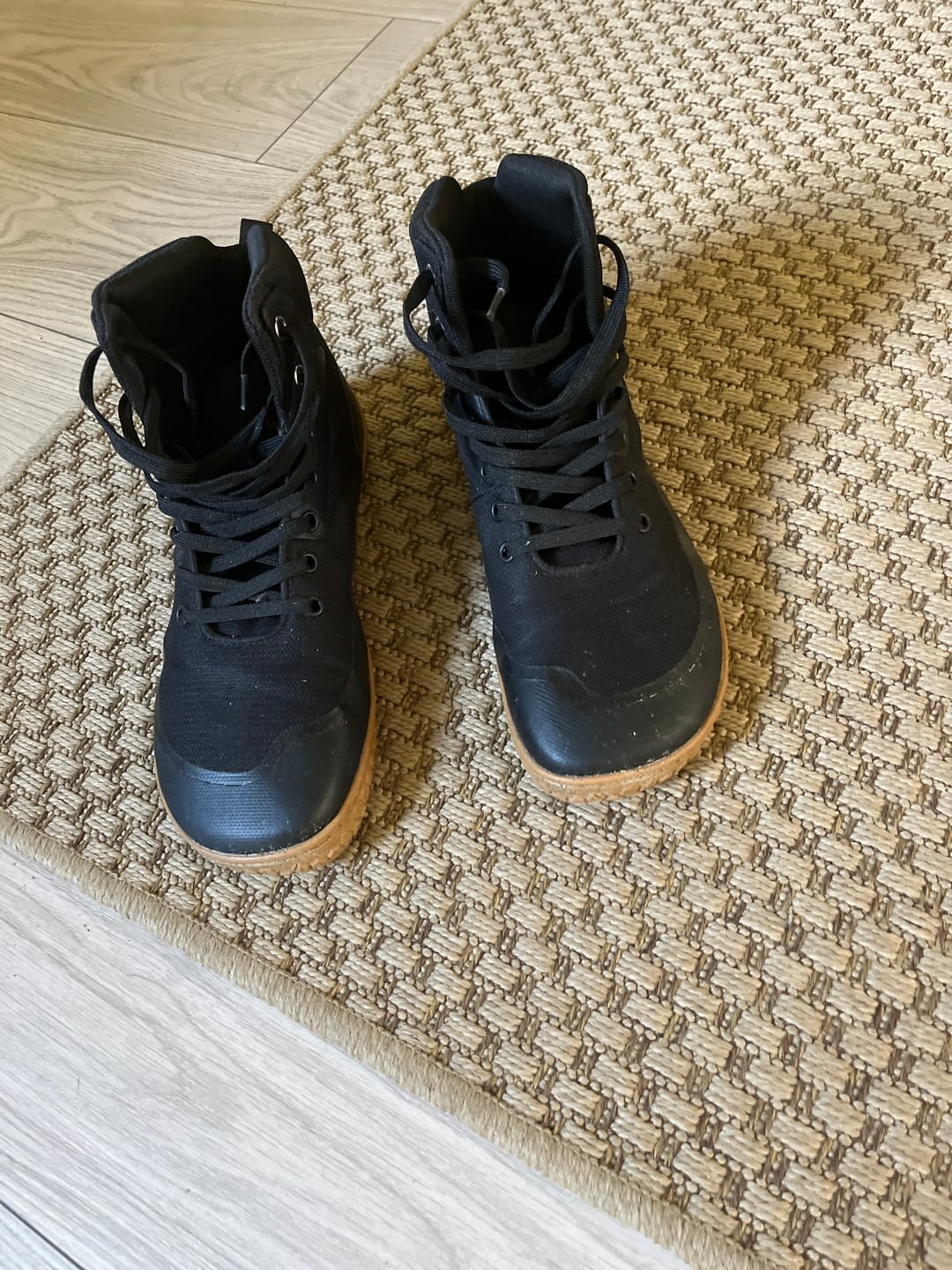 Customer photo review of Vaistoa Tuohi 2 | Barefoot Light Hiking Shoes