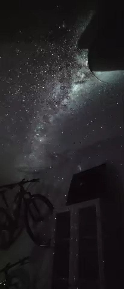Customer photo review of LED Sternenhimmel Projektor Kinderzimmer | Galaxie Nachtlicht dimmbar magisch