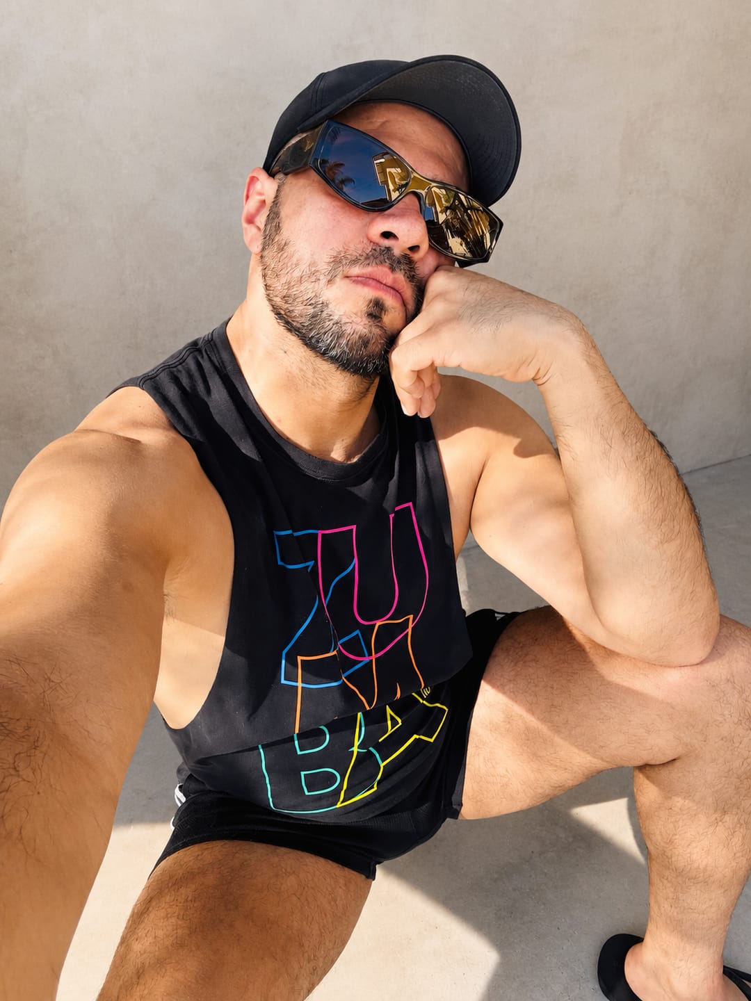 Customer photo review of Jean Jamz Men's Double Layer Hem Tee