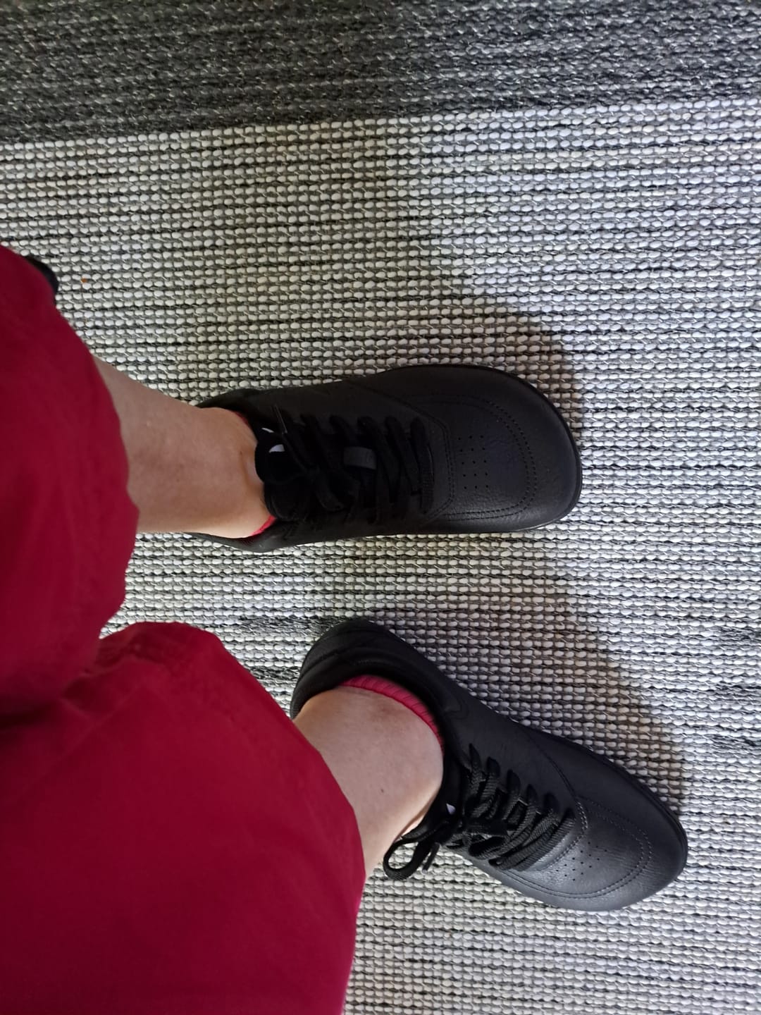 Customer photo review of Vaistoa Katu 2 | Barefoot Sneakers
