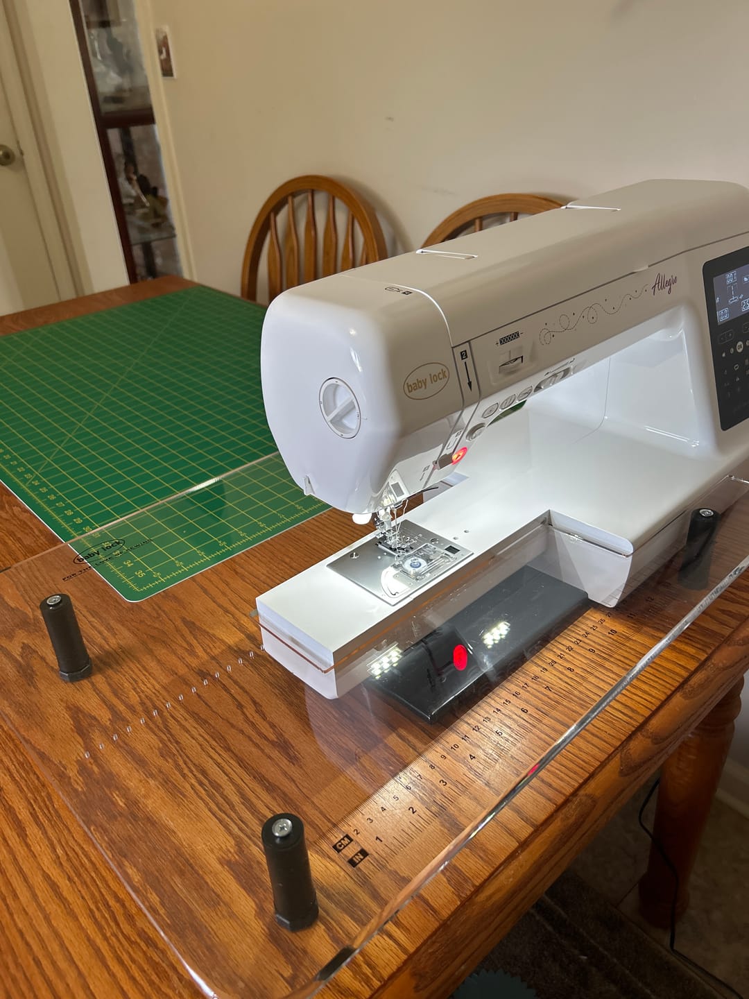 Customer photo review of Acrylic Extension Table (18" x 24"), Babylock #BLMJZ-ET