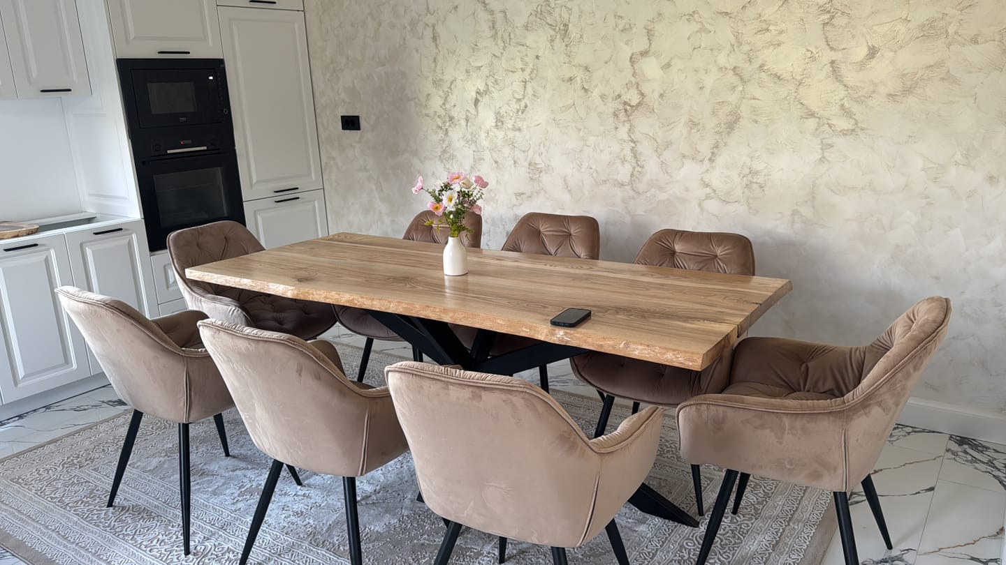 Customer photo review of Scaun tapitat modern CHERRY, bej/negru, stofa catifelata/metal, 57x58x87 cm