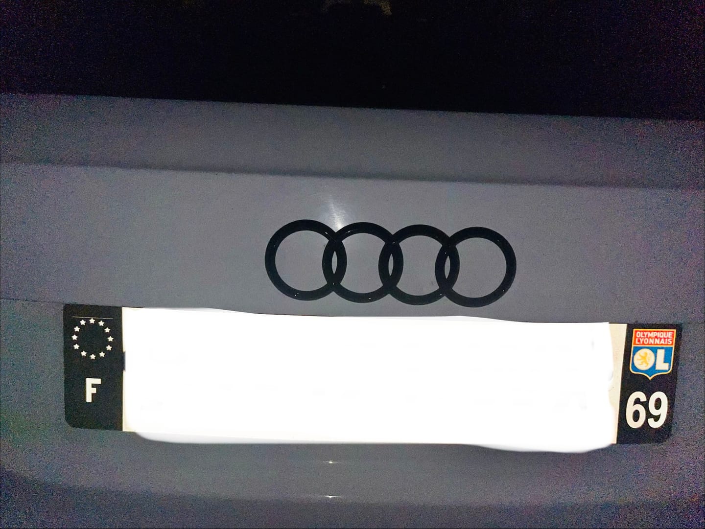 Customer photo review of Logo / Badge Audi Noir Avant / Arrière