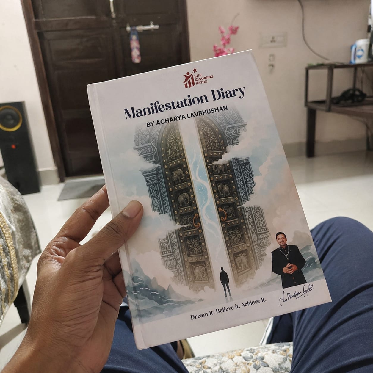 Customer photo review of Manifestation Diary