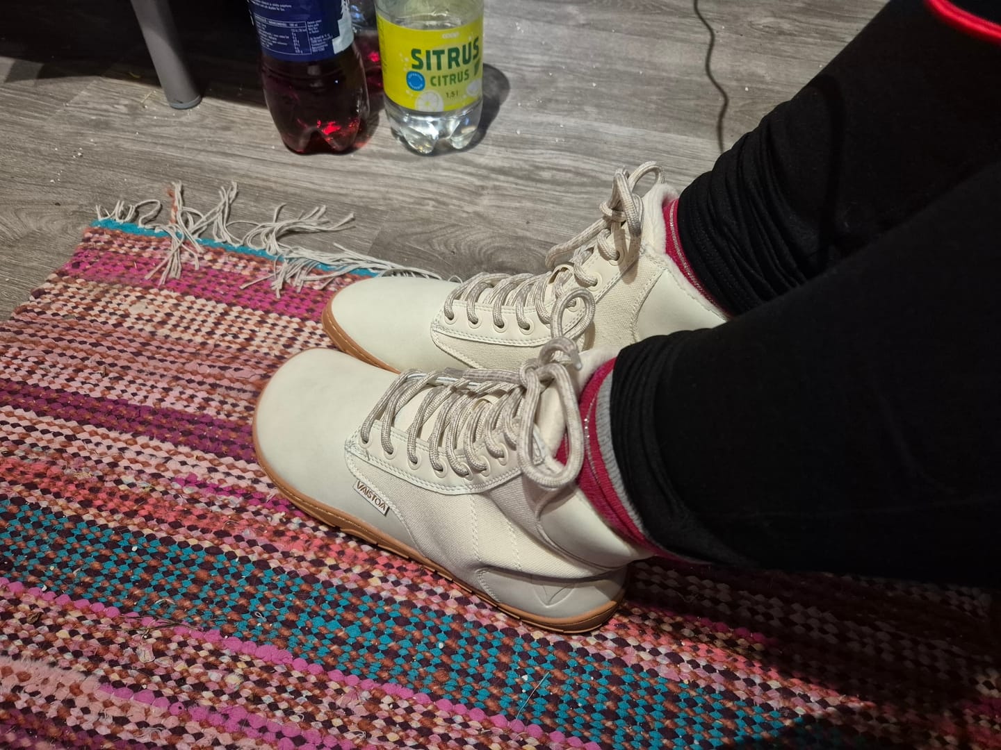 Customer photo review of Vaistoa Hurmos 2 | Casual Winter Barefoot Boots