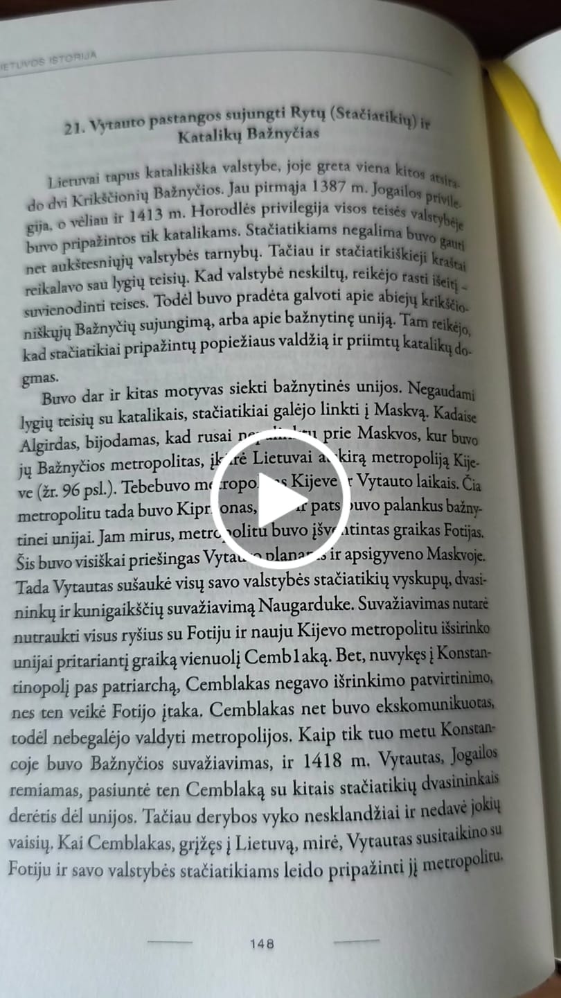 Customer video review of Lietuvos istorija: XXL riboto tiražo kolekcinis A. Šapokos knygos leidimas + trispalvė šilko juostelė + metalo kampai + Žalgirio mūšį vaizduojanti puslapių briauna