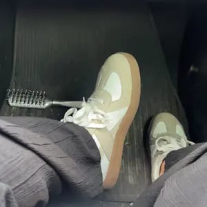 Customer photo review of Women's Retro Steel Toe Work Sneakers(4 Colors)