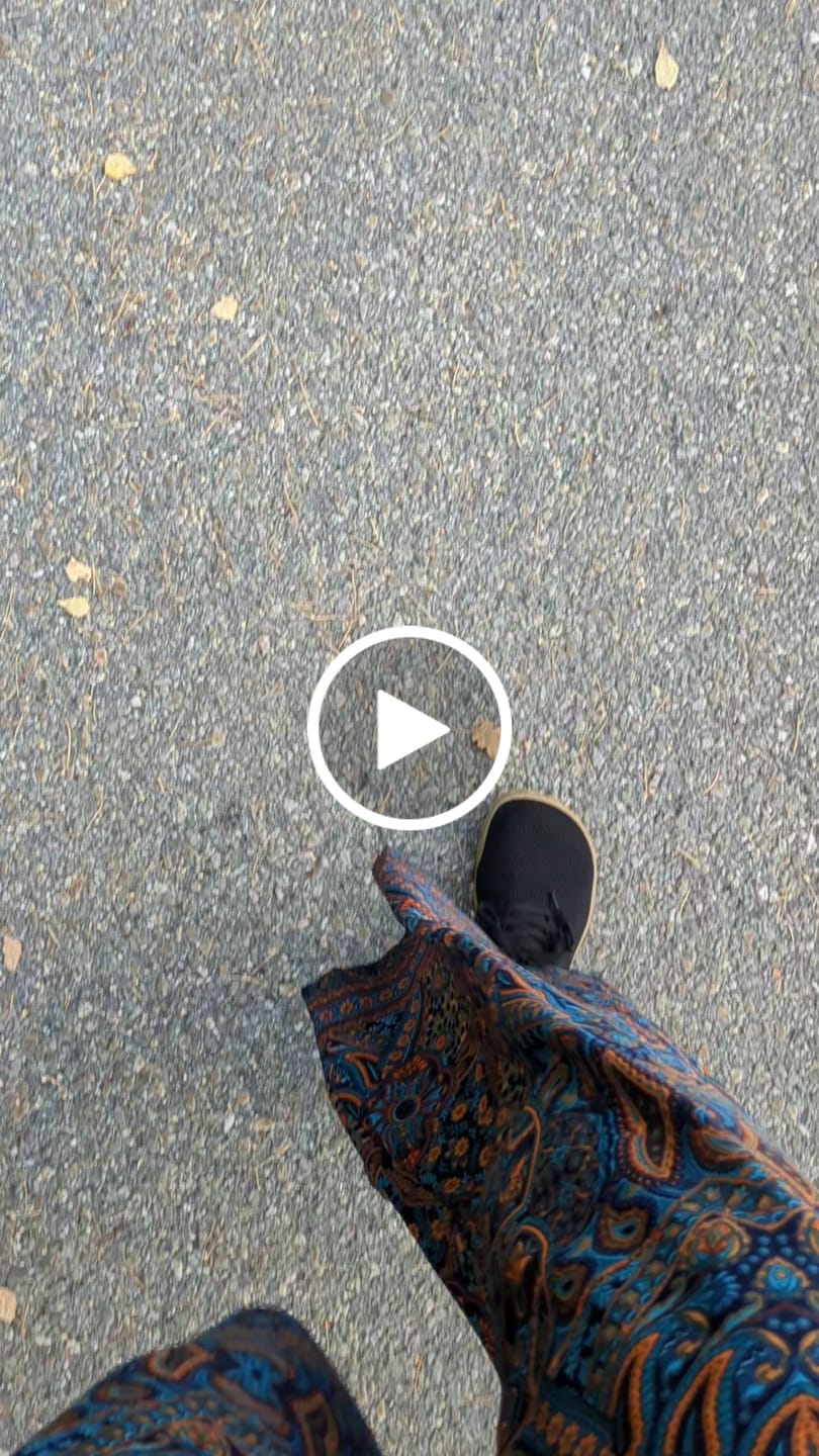 Customer video review of Vaistoa Iloa | Knitted Barefoot Sneakers