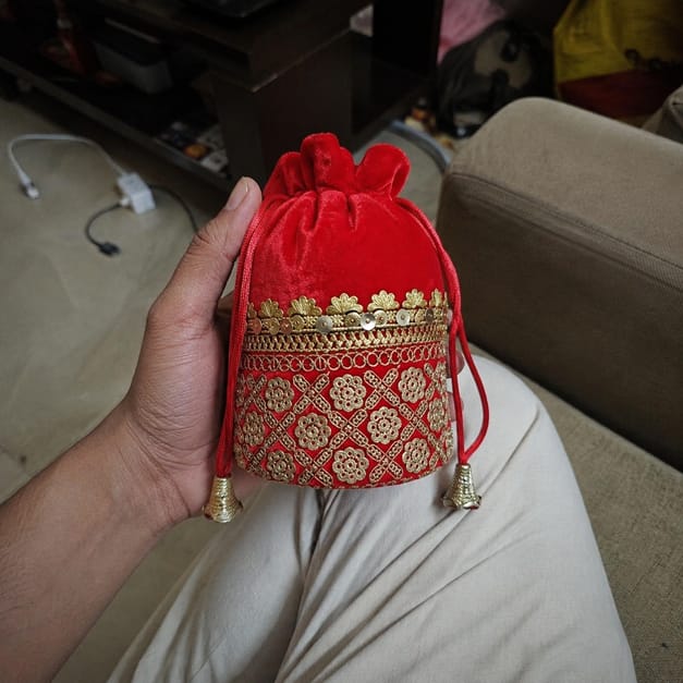 Customer photo review of Laxmi Potli