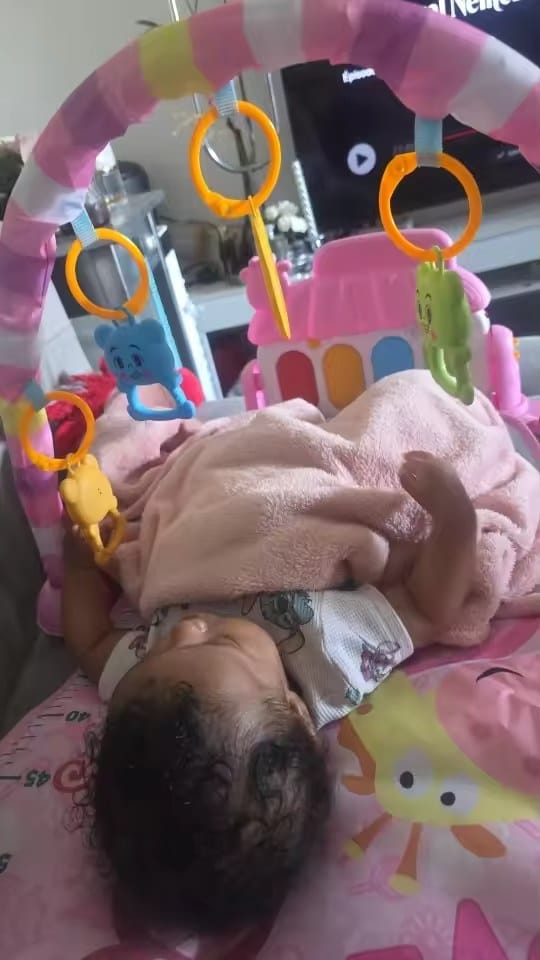 Customer photo review of Babygym mit Klaviermatte SoundSteps | Musikmatte Motorik Entwicklung Krabbeldecke