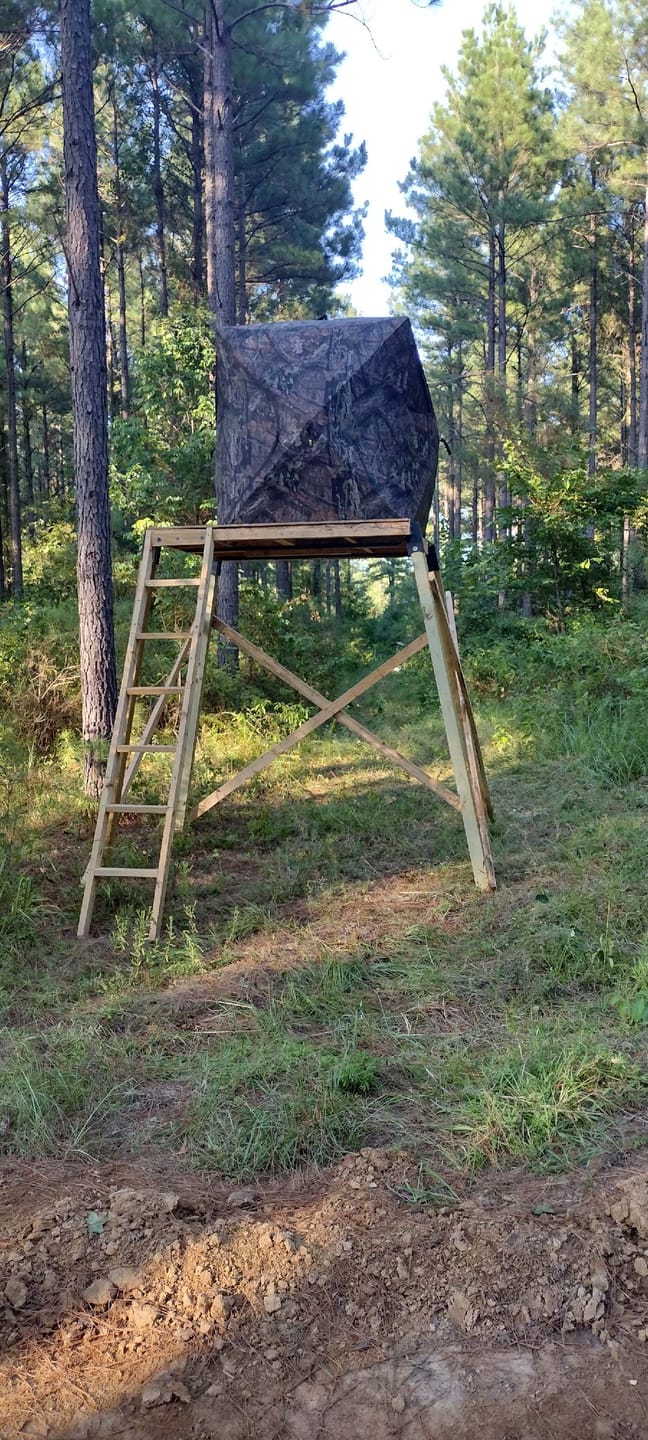 Customer photo review of Rhino 100 Realtree Edge 5-Hub Hunting Blind