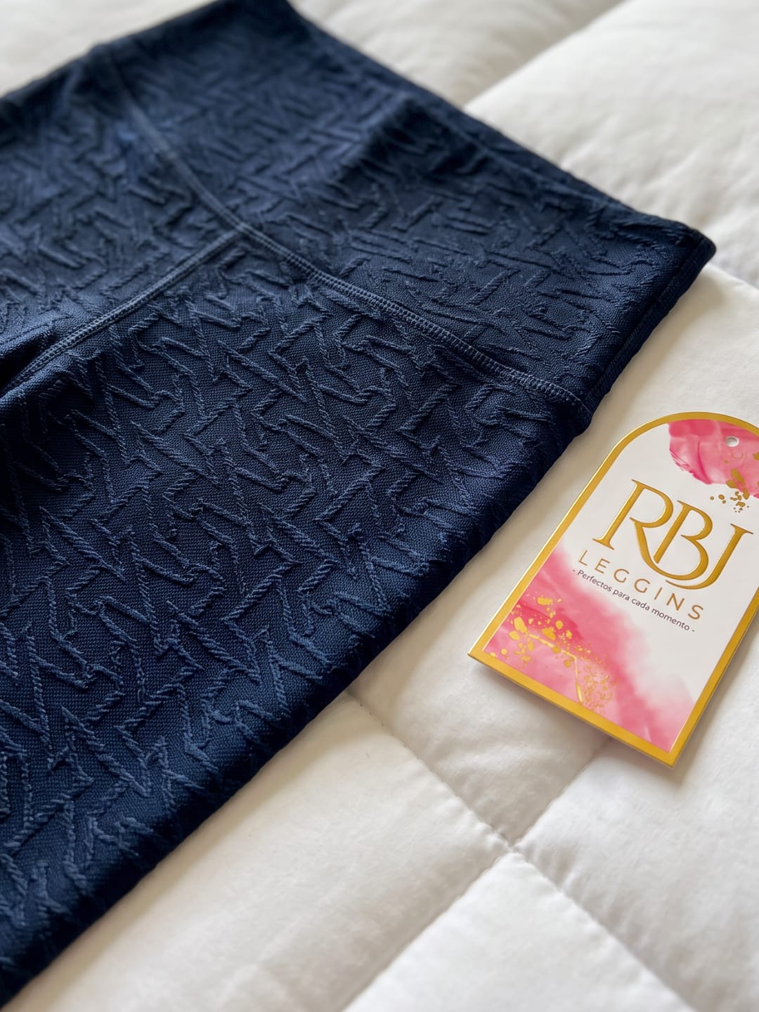 Customer photo review of Zafiro Azul Navy | Leggin Texturizado Anti-Celulitis, Anti-Fluidos Con Cintura Alta & Horma Ideal