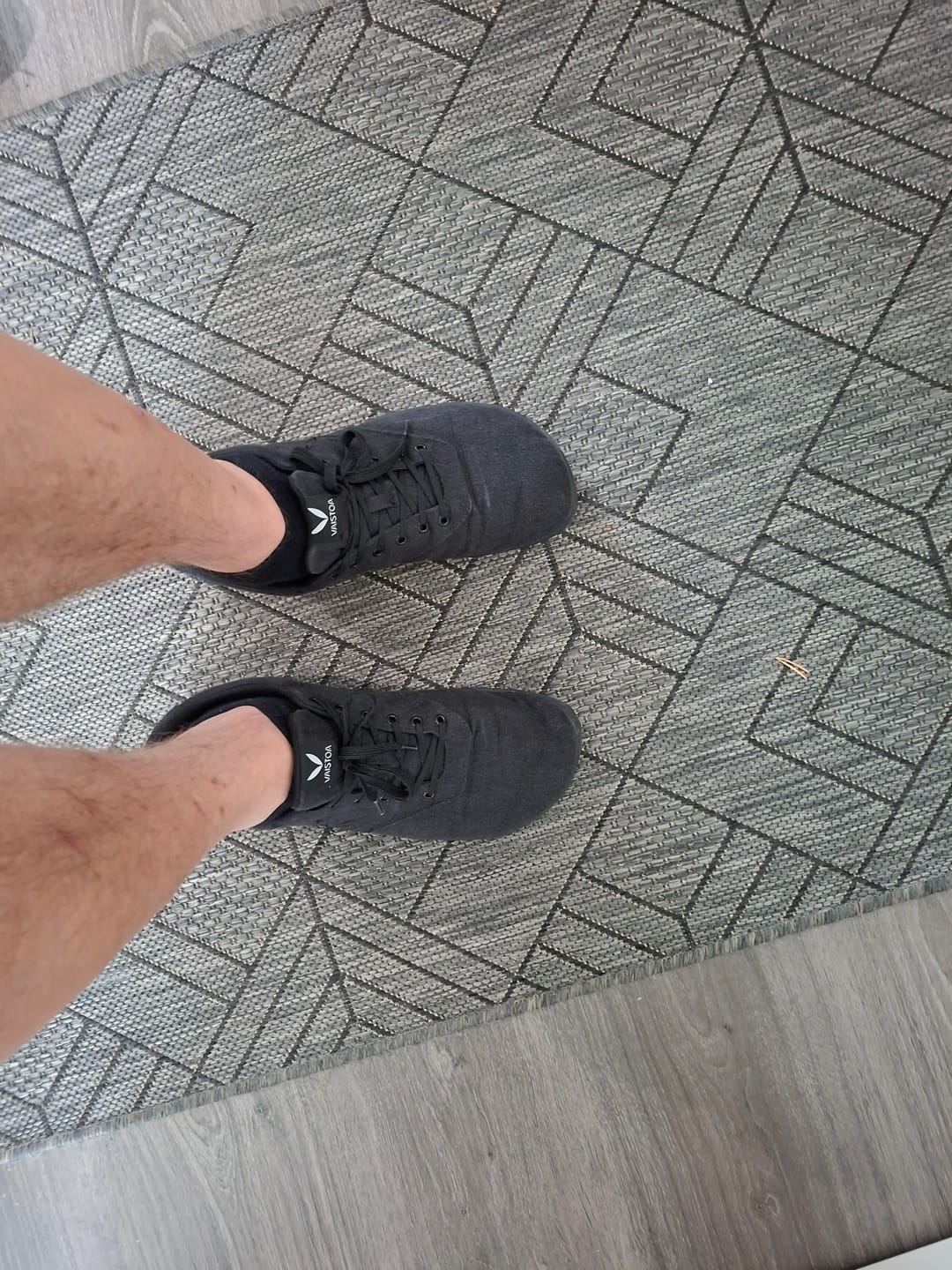Customer photo review of Vaistoa Huoleton | Barefoot Hemp Sneakers