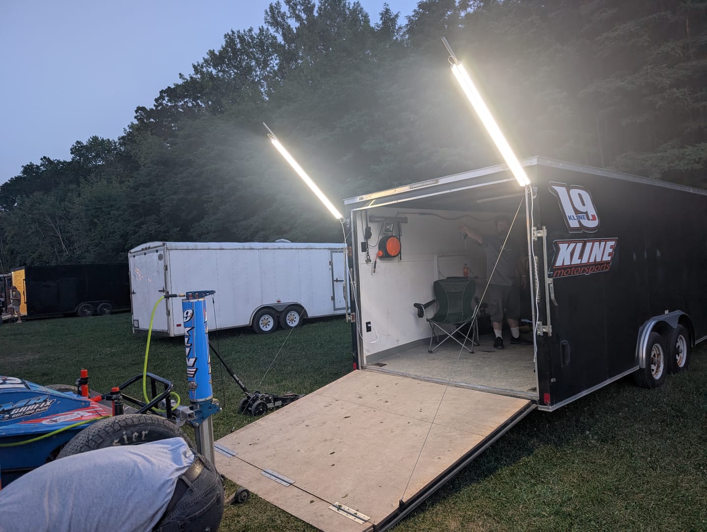 Customer photo review of Racing Pit Light Kit - 20,000 Lumens