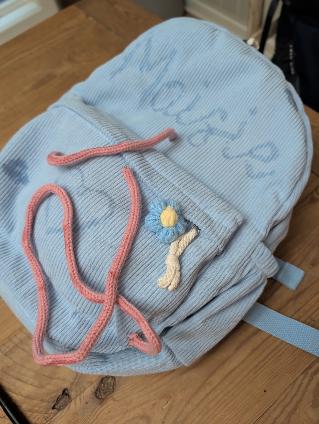 Customer photo review of K&C - Personalized Knitted Backpack