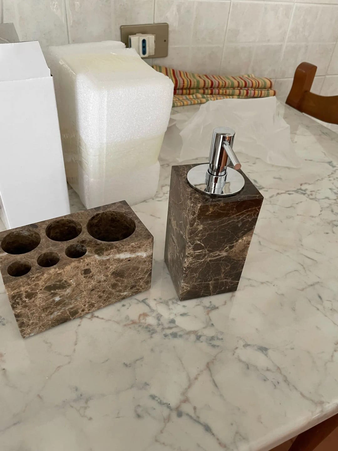 Customer photo review of Emperador Dark Bath Set