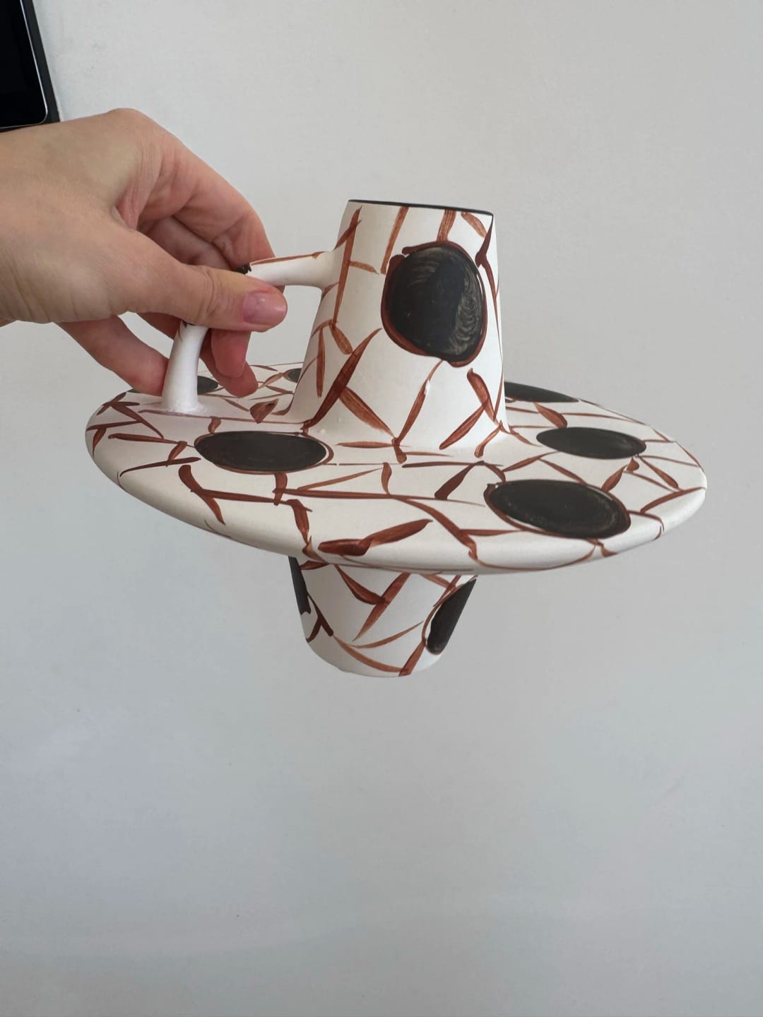 Customer photo review of Hand-painted Ceramic Vase Modern Flower