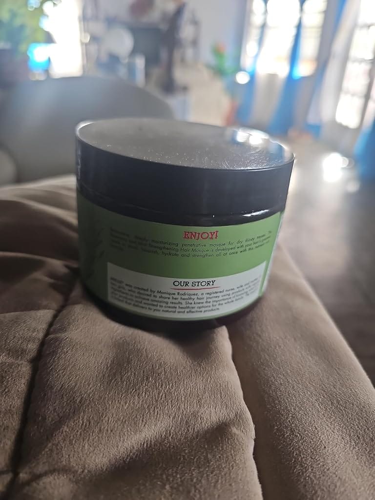 Customer photo review of Mielle, Strengthening Hair Masque, Rosemary Mint, 12 oz (340 g)