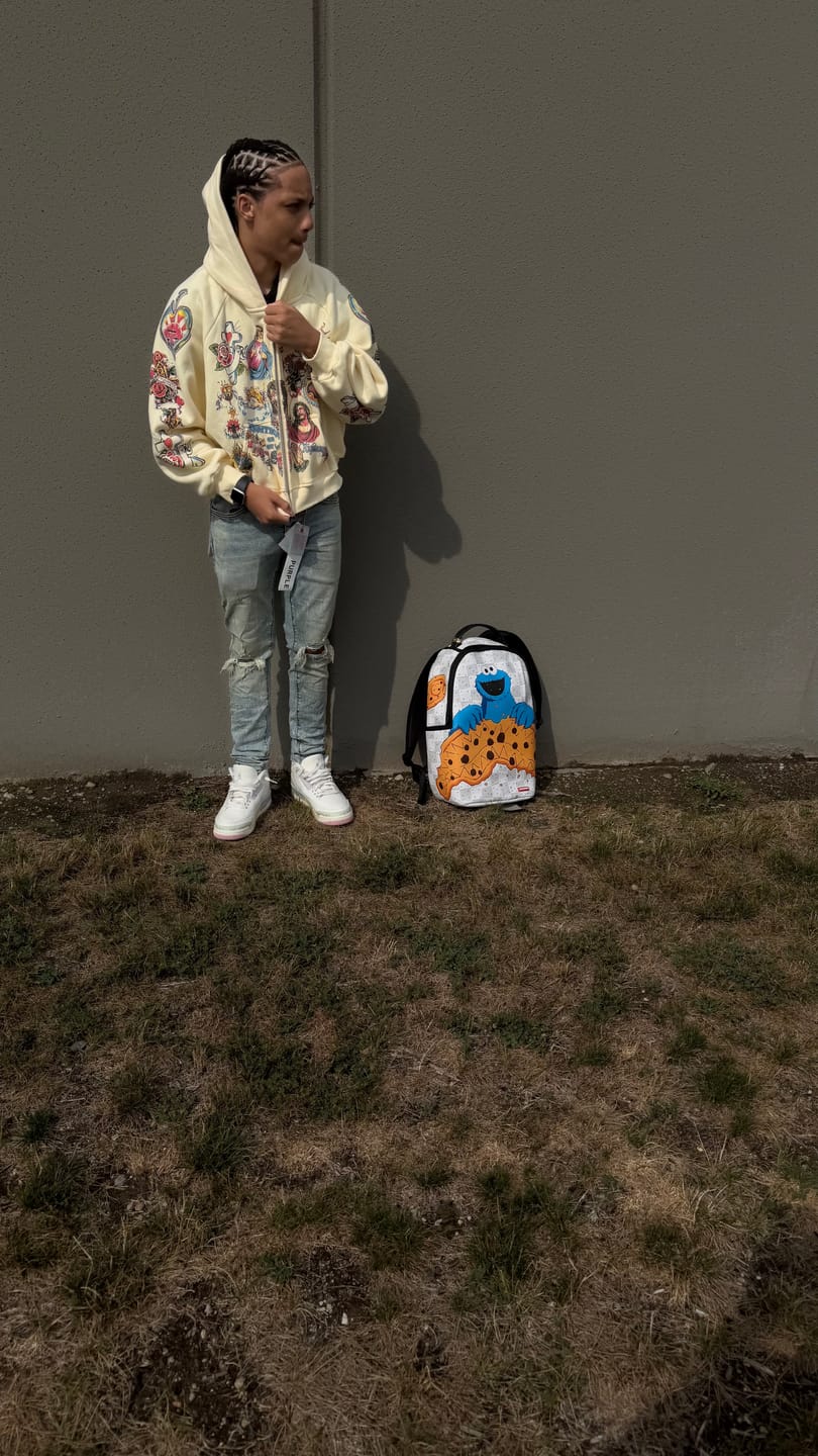 Customer photo review of Righteous Risen King Zip Up Hoodie Cream