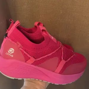 Customer photo review of Women's Slip-On Knit Safety Work Shoes(3 Colors)