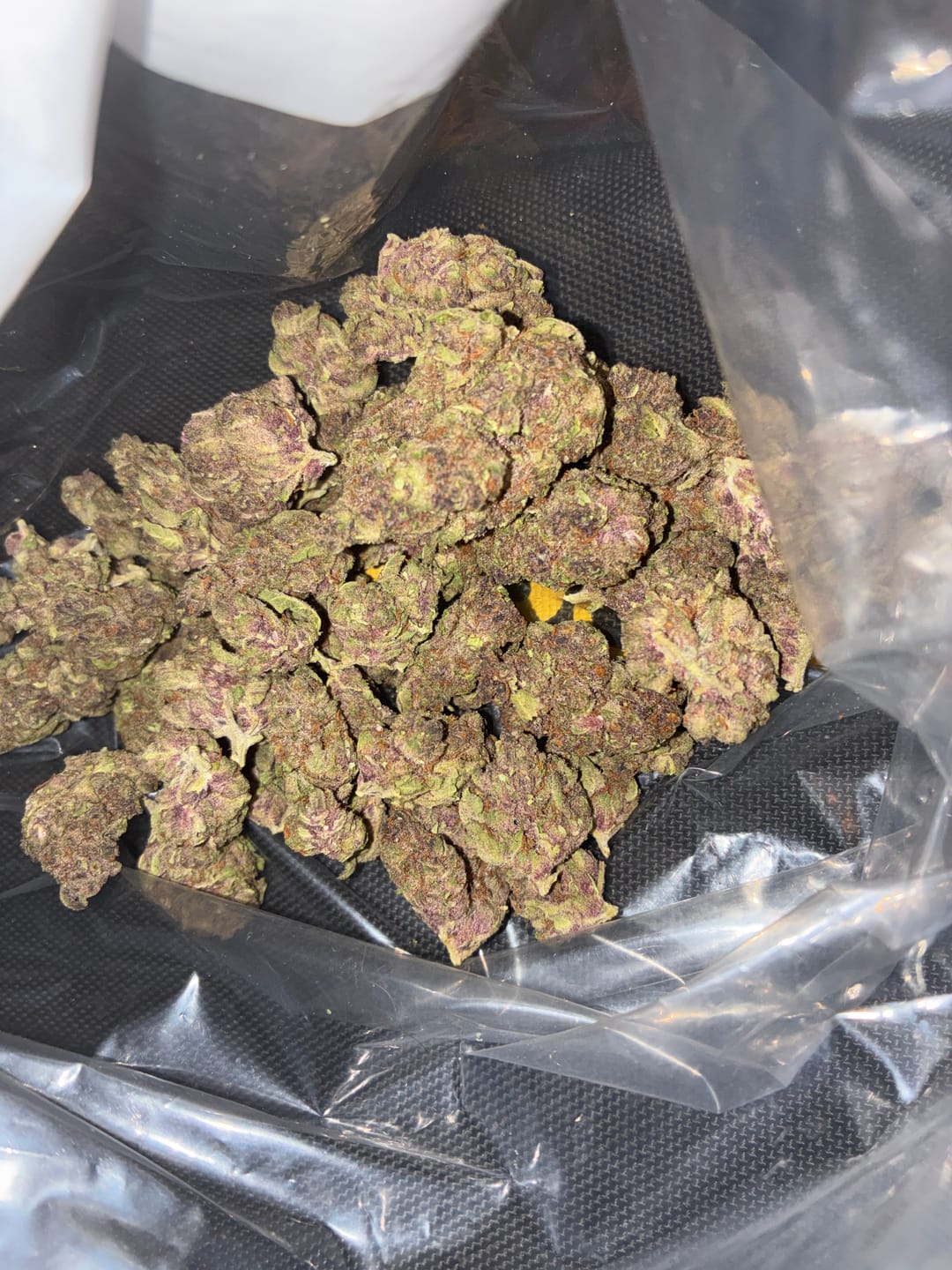 Customer photo review of Tropicana Cherry THCA Smalls