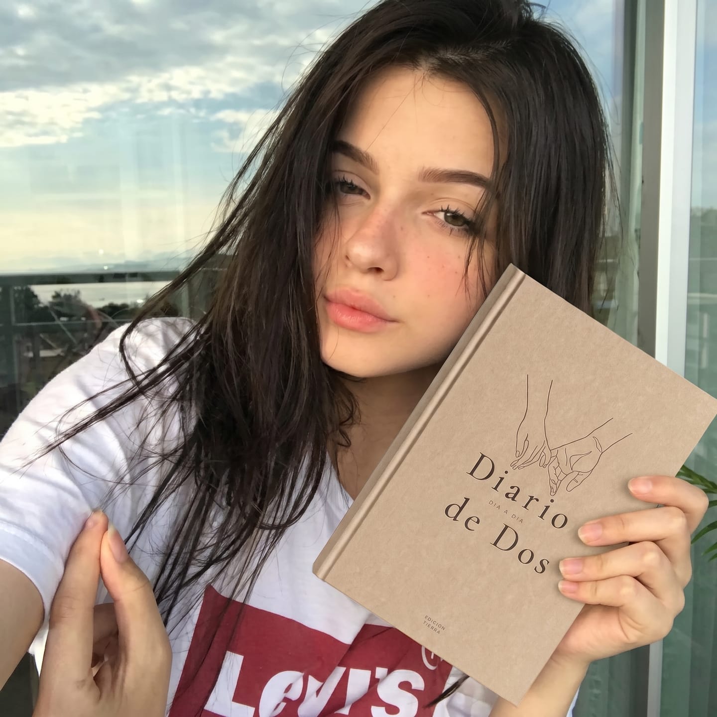 Customer photo review of Diario de Dos — Edición Digital