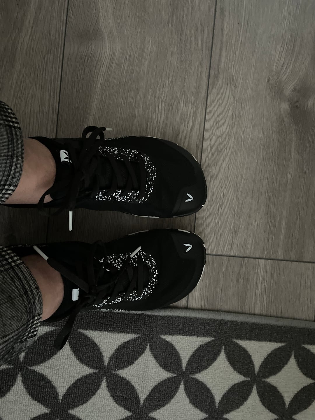 Customer photo review of Vaistoa Lento | Barefoot Running Shoes