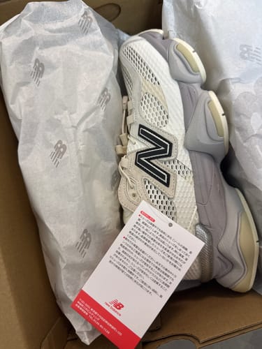 Customer photo review of 【日本限定款 】New Balance U9060 Summer Sea Salt 奶油色 U90609IH