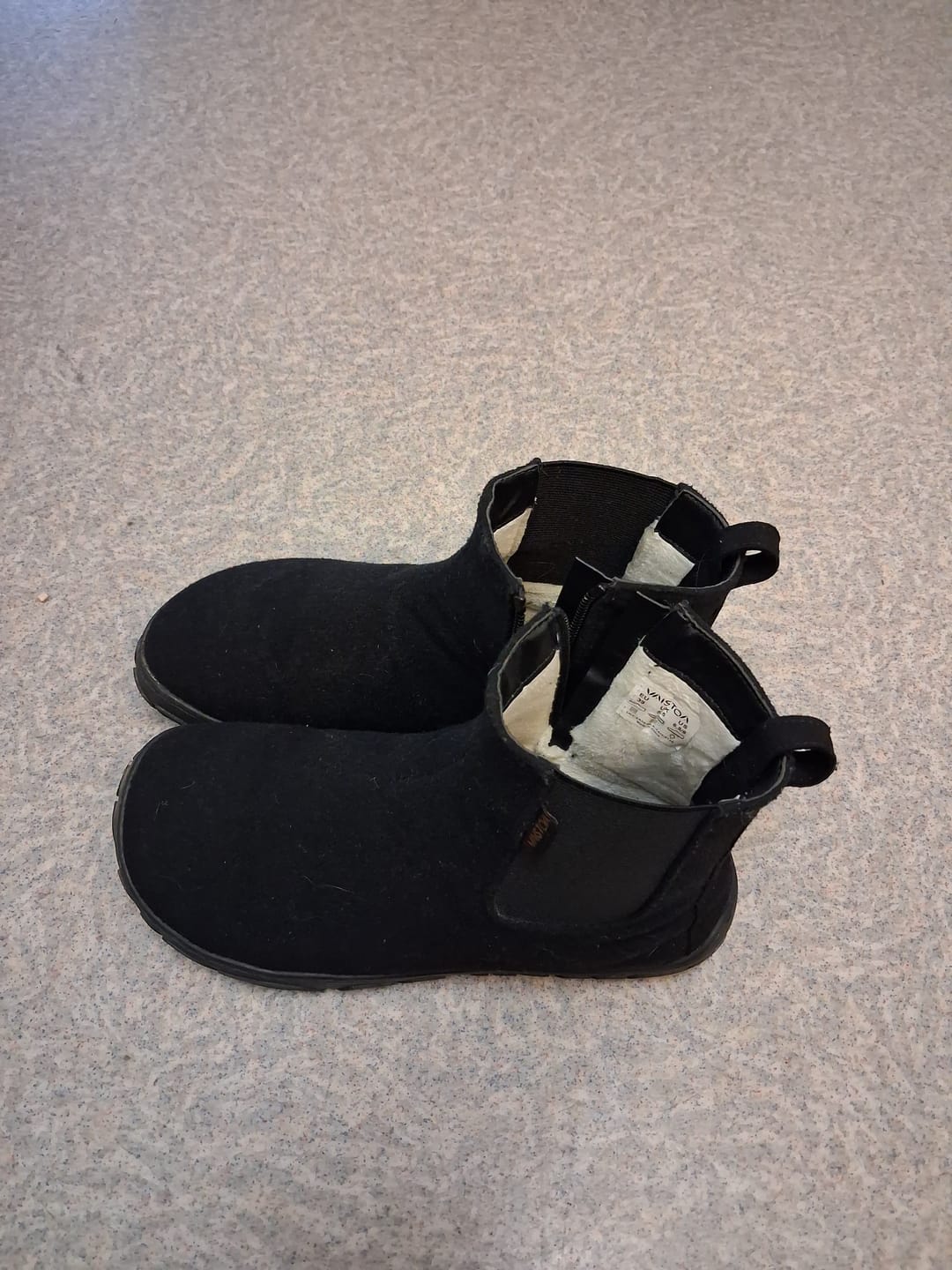 Customer photo review of Vaistoa Sulo | Winter Barefoot Chelsea Boots
