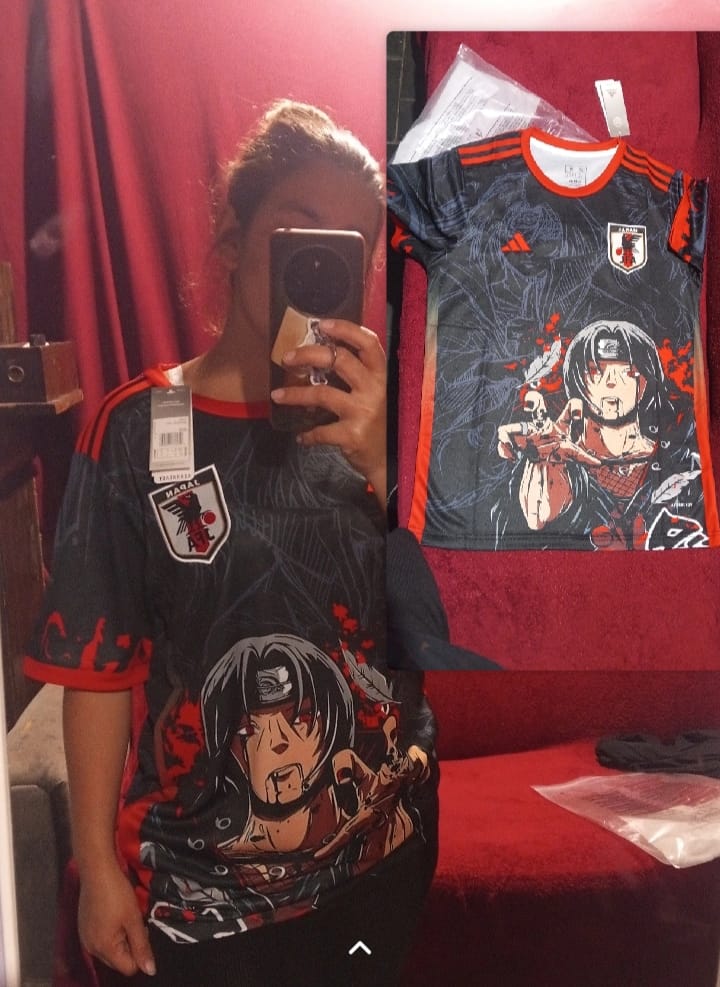 Customer photo review of Camiseta del Cuervo del Silencio