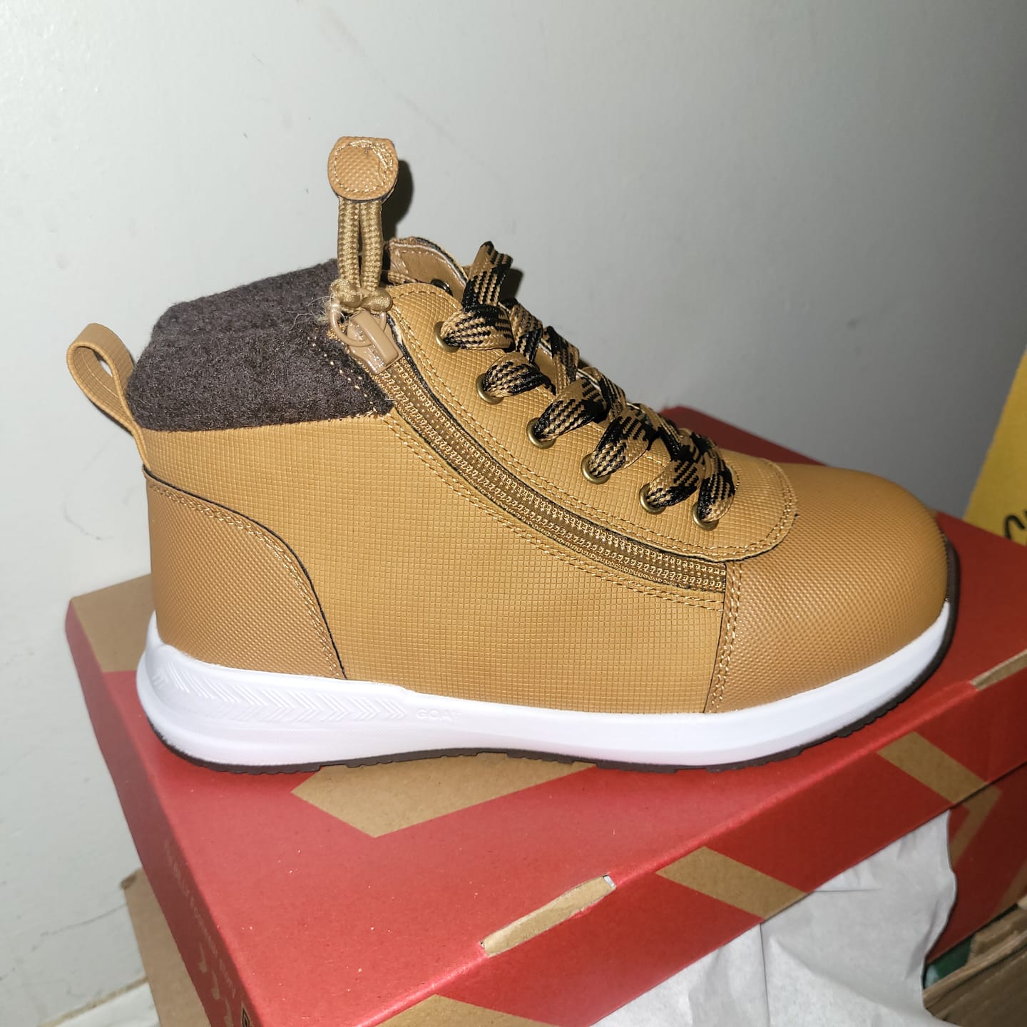 Customer photo review of Rugged Tan BILLY Goat Dual Zipper High Tops