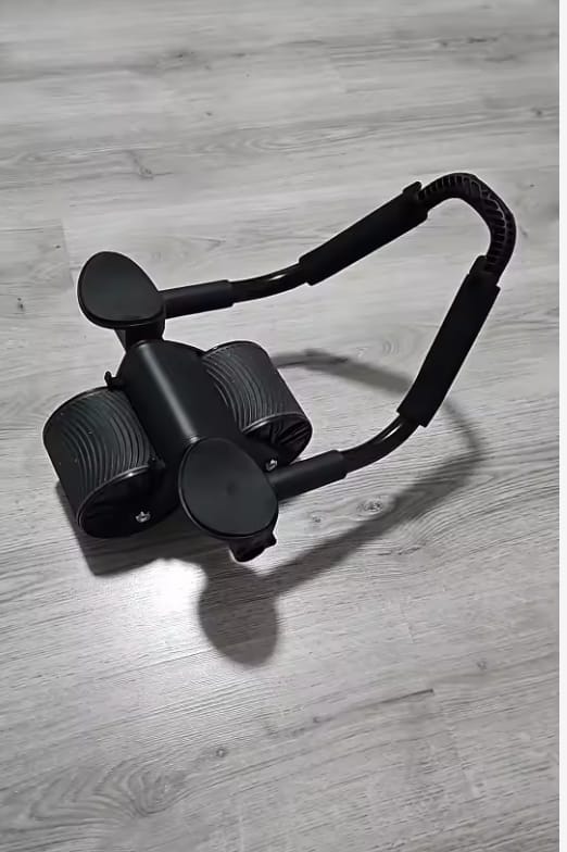 Customer photo review of KAIROS CORE X - Rodillo abdominal con apoyabrazos, cronometro y alfombrilla para rodillas
