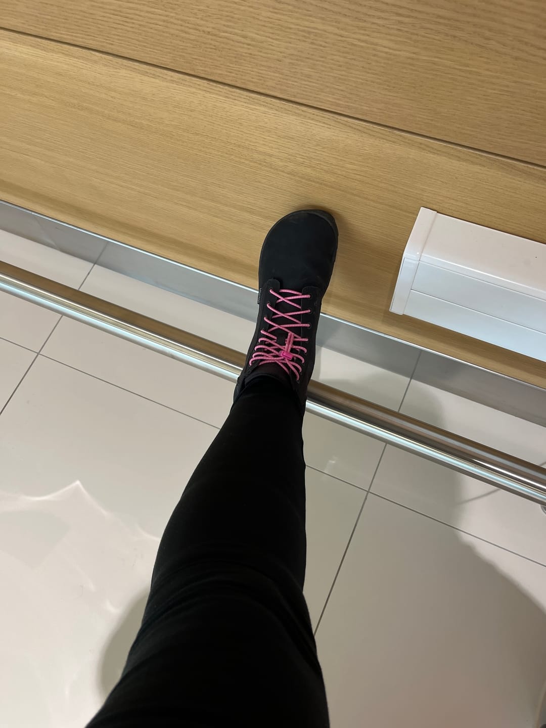 Customer photo review of Vaistoa Hurmos | Casual Barefoot Boots