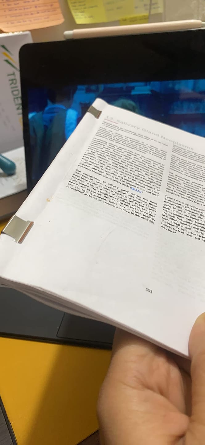 Customer photo review of ClipMate Portable Paper Clip Dispenser
