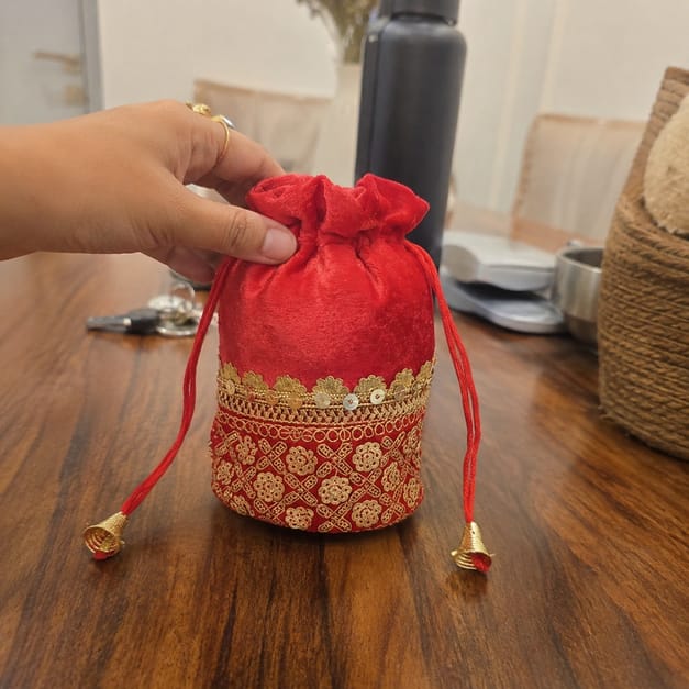 Customer photo review of Laxmi Potli