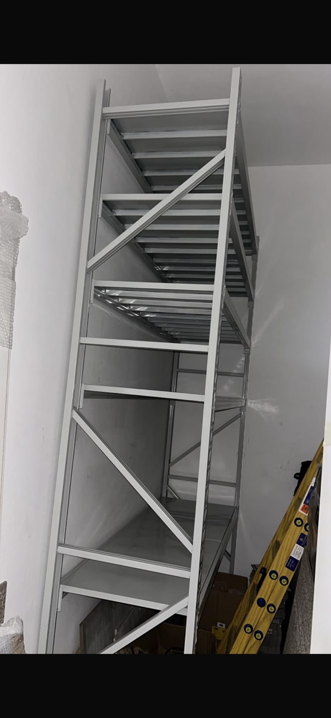 Customer photo review of מדפים מודולריים למחסן כוננית מתכת מודולרית 300/60/200 עומס מדף 200 ק"ג