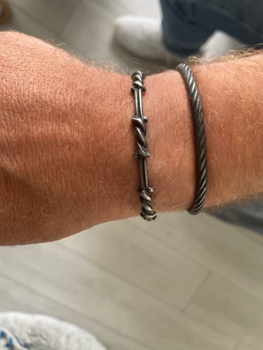 Customer photo review of WIRED.