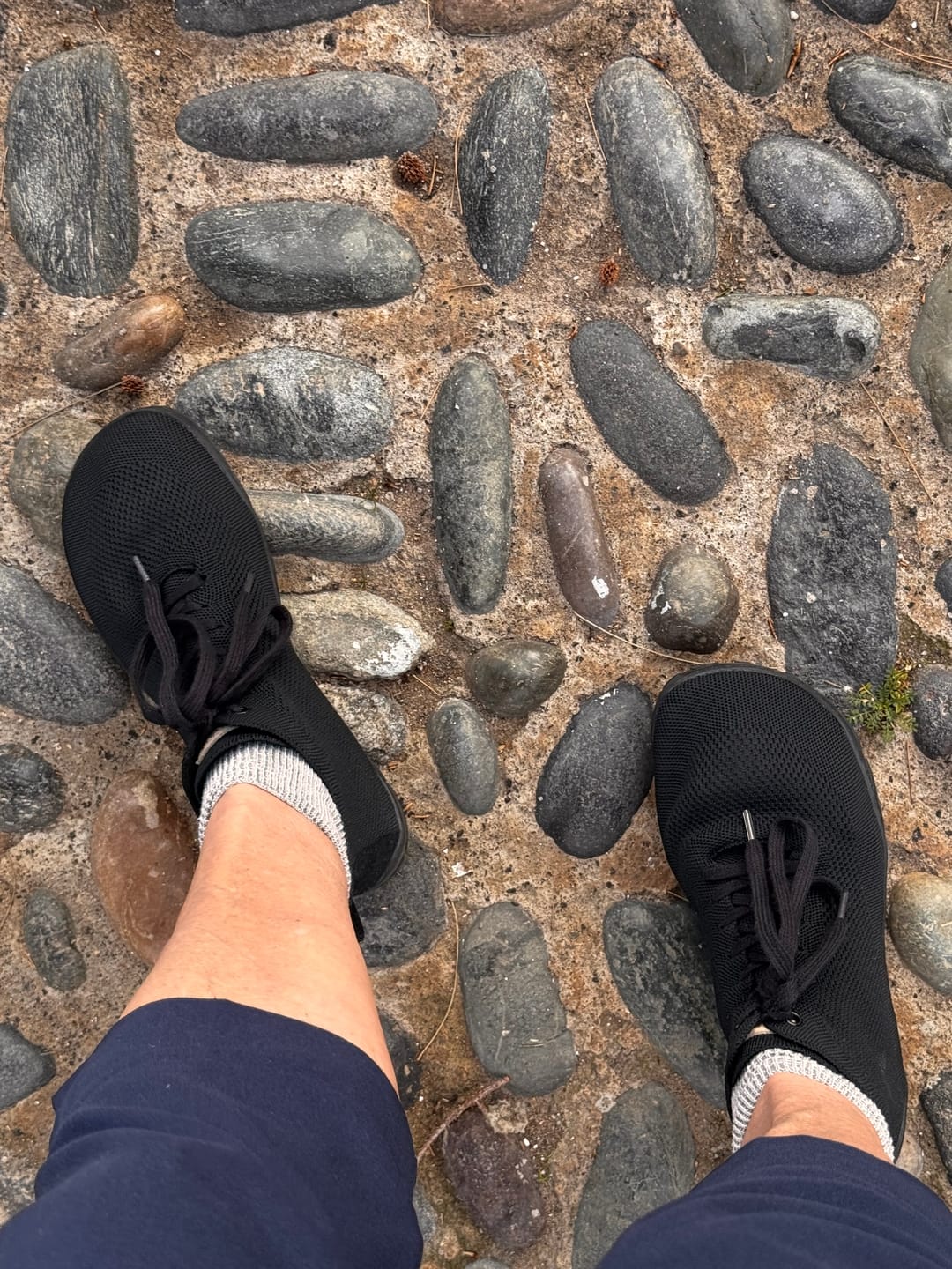 Customer photo review of Vaistoa Iloa Mid | Knitted Barefoot Sneakers