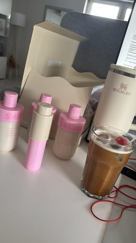 Customer photo review of Shower Gel Glazed Strawberry Butter Cream