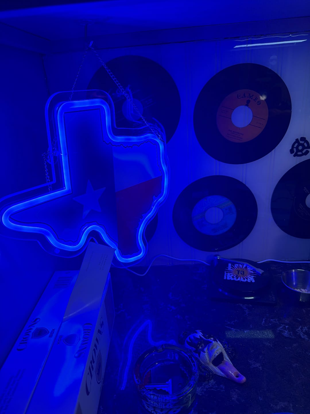 Customer photo review of ShineNeon™ Texas Lone Star Flag LED Sign - Patriotic Blue Glow Wall Decor