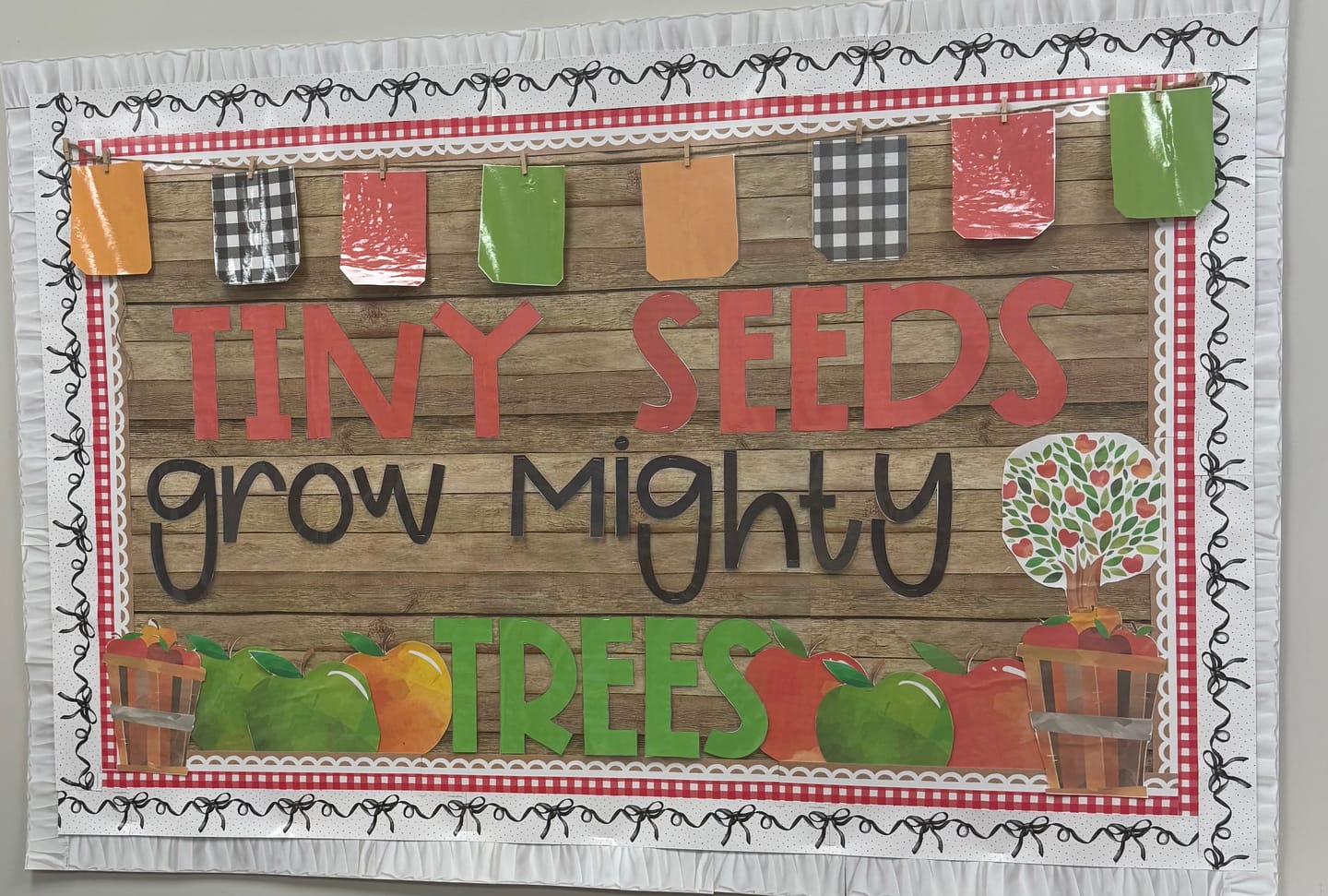 Customer photo review of Apple Orchard Gingham Bulletin Board Border | Banner Bar