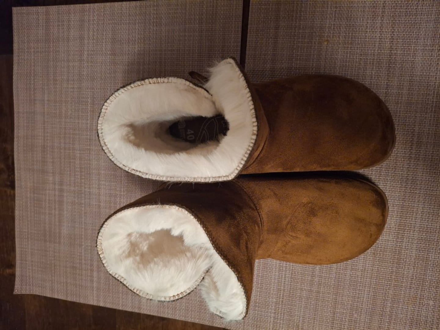 Customer photo review of Vaistoa Huurre | Winter Barefoot Ankle Boots