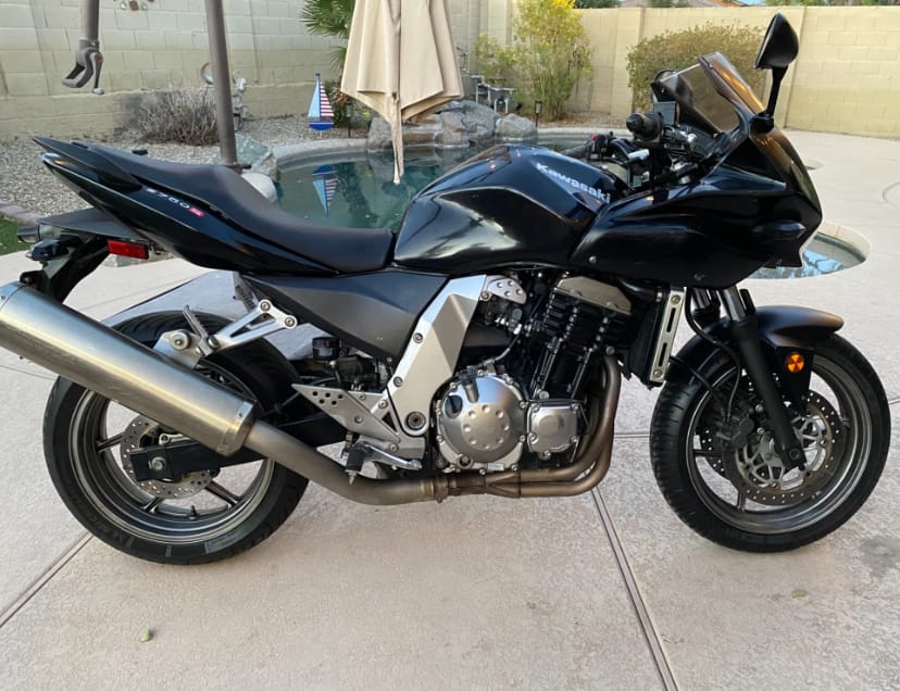 Customer photo review of KAWASAKI MOTORCYCLE METALLIC TITANIUM M.-2C KAW177 | OEMatch Automotive Spraycan